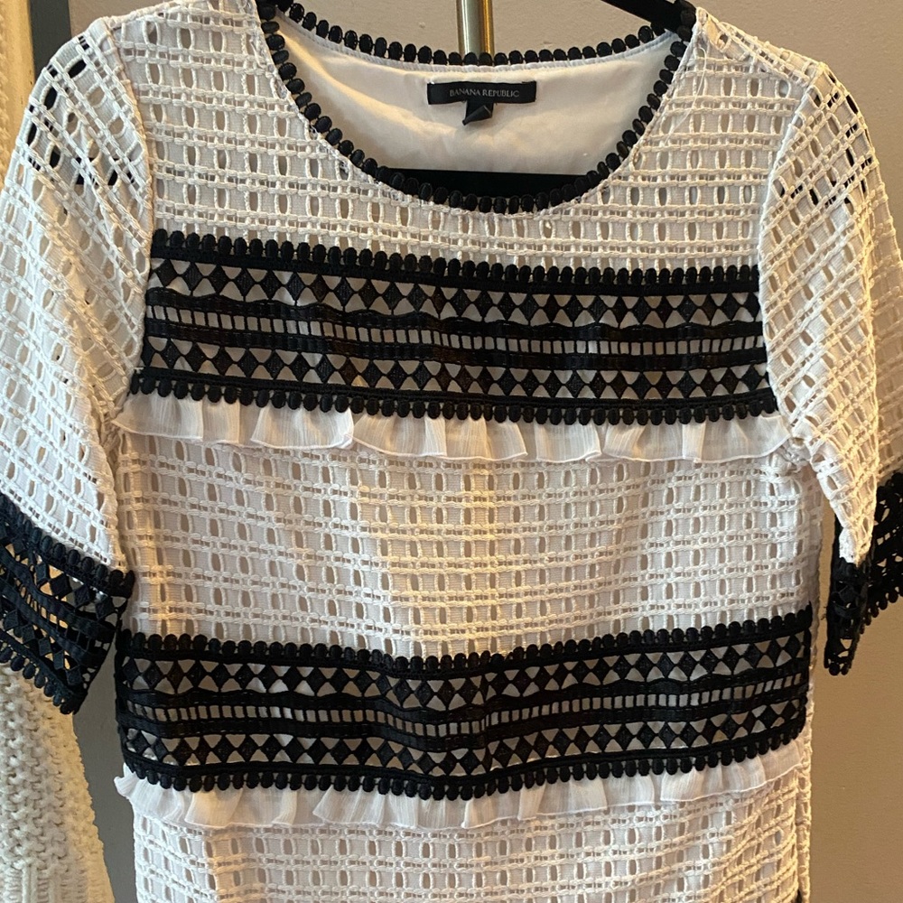 Black and White Stripe Short Sleeve Eyelet Lace Blouse - Banana Republic